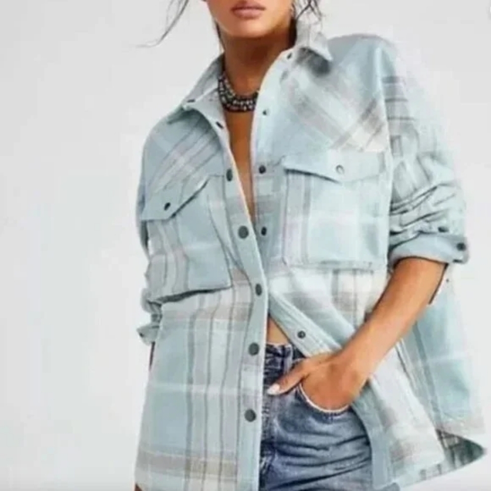 Women's Light Blue Plaid Shacket